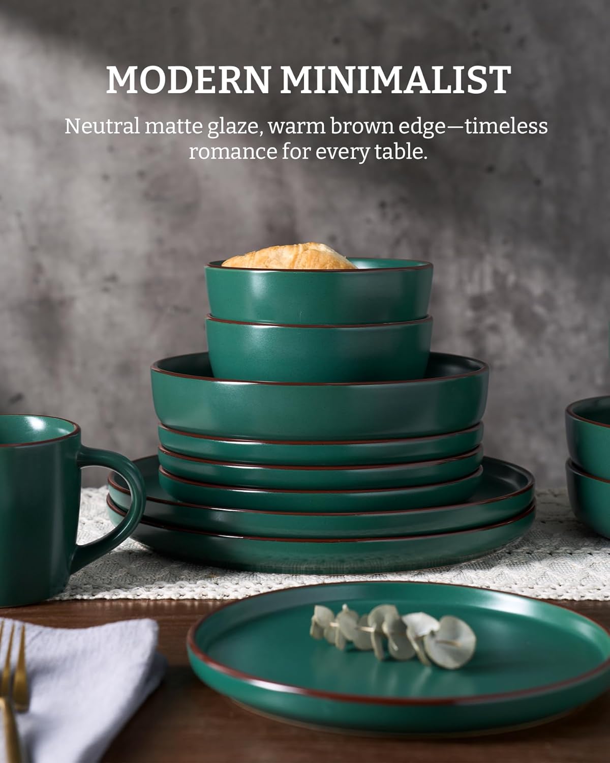 Famiware Mercury 12-Piece Stoneware Dinnerware Set for 4 – Dark Green